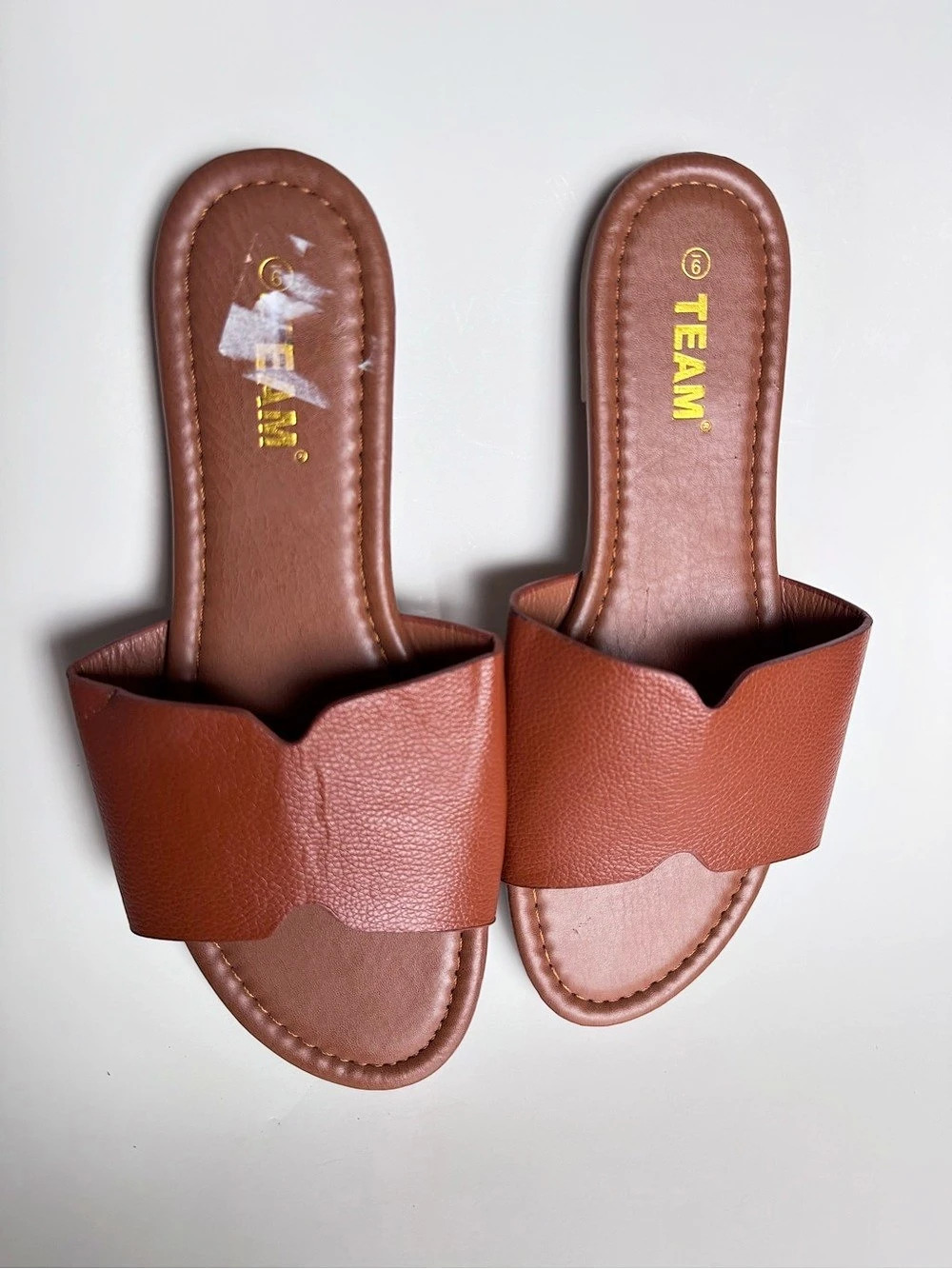 TEAN'S Brown Slide Sandals Like New